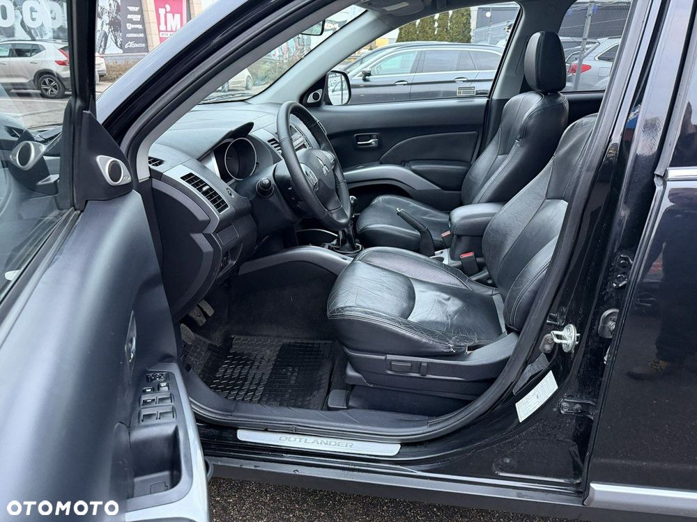 Mitsubishi Outlander 2.0 DID Intense - 17