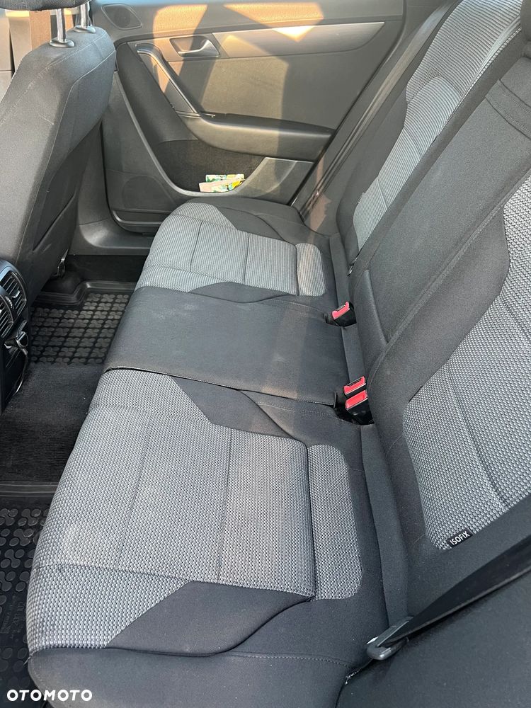 Volkswagen Passat 1.6 TDI Comfortline - 10