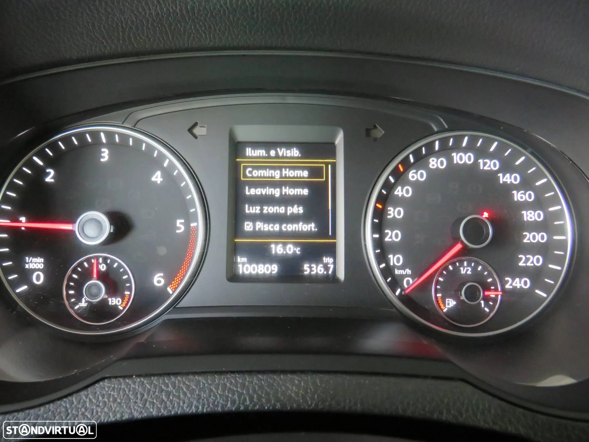 VW Sharan 2.0 TDI Highline DSG - 27