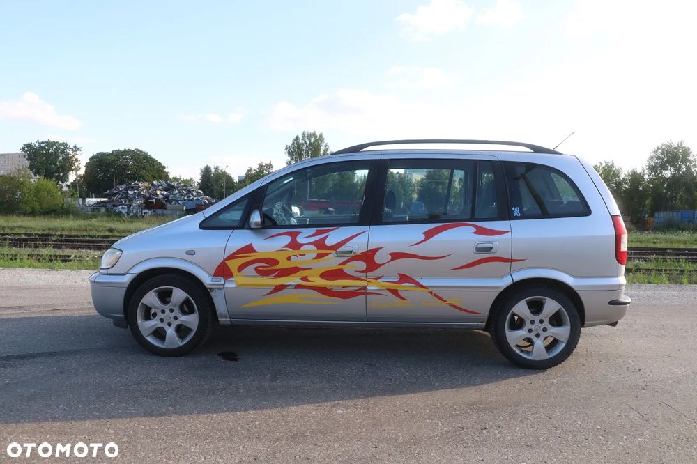 Opel Zafira 1.8 16V Comfort - 3