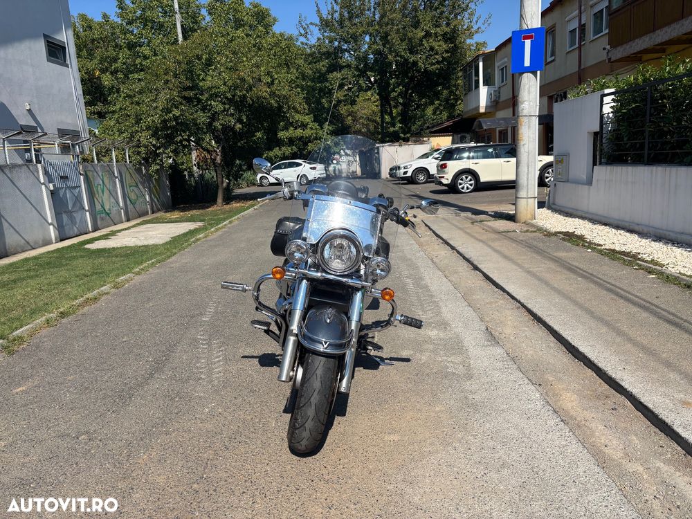 Suzuki Boulevard C109RT - 8