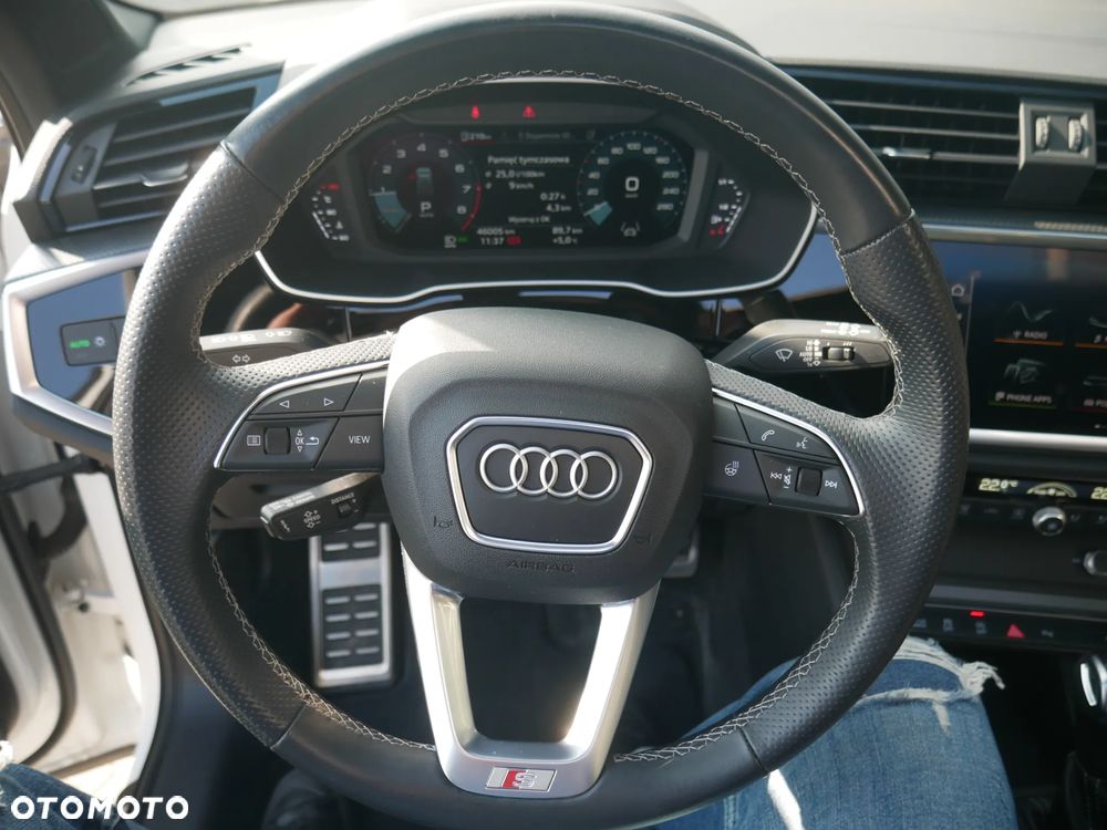 Audi Q3 - 13