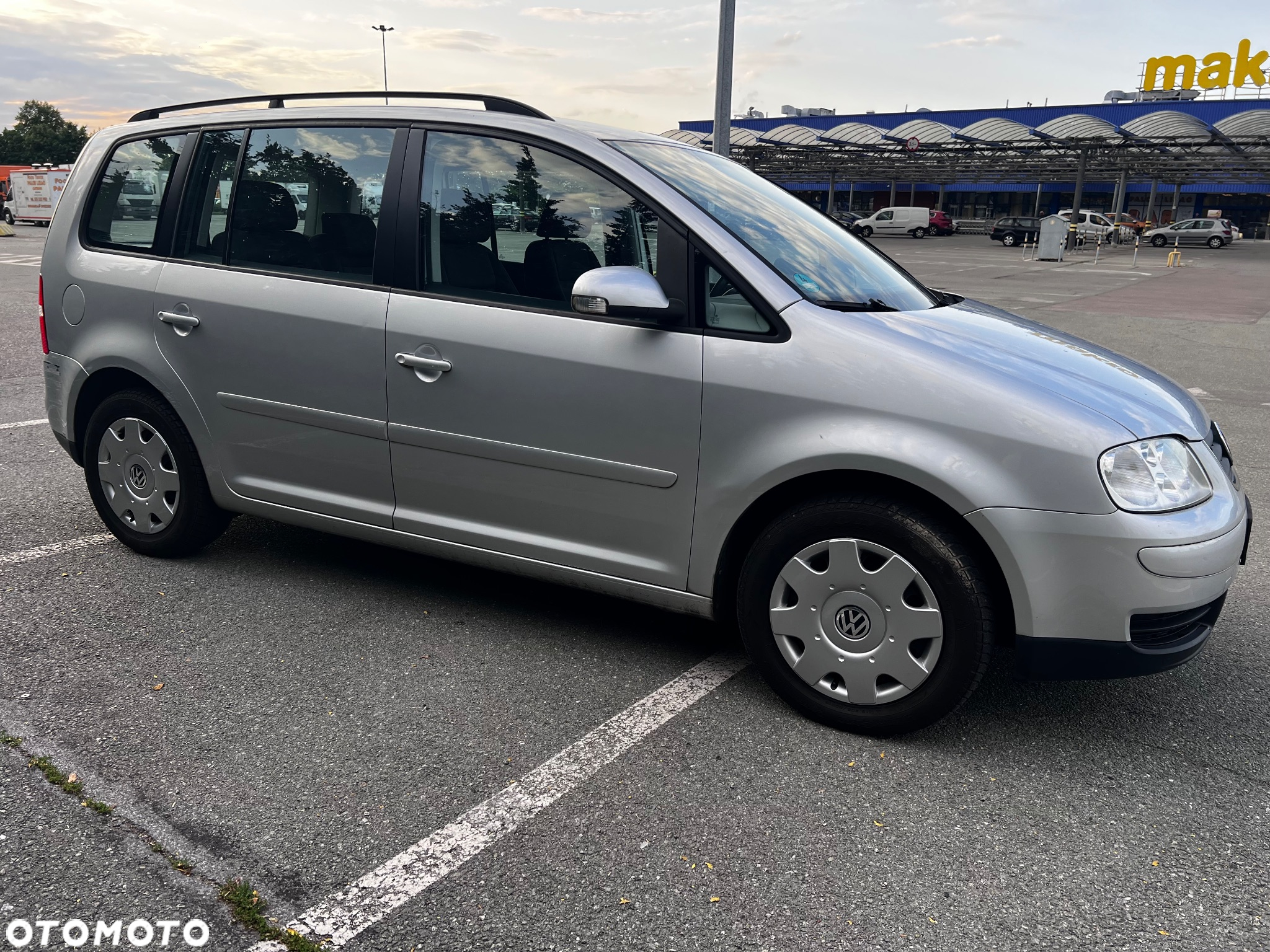 Volkswagen Touran 1.4 TSI Highline - 3