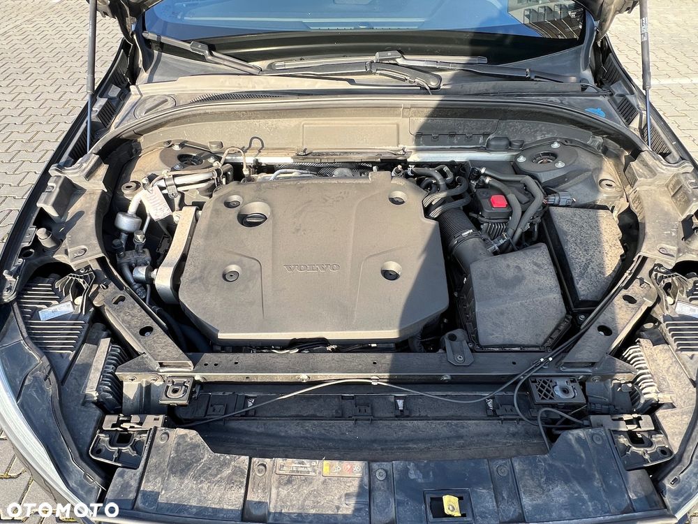 Volvo XC 60 B4 D AWD Geartronic RDesign - 10