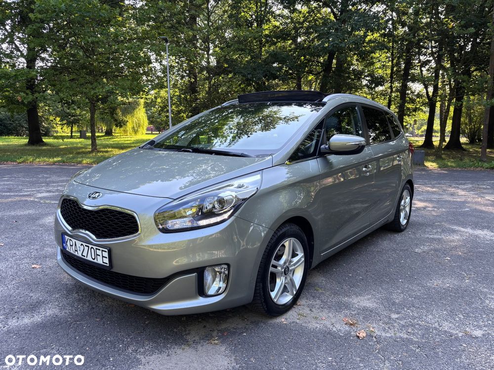 Kia Carens 1.7 CRDi Business Line 7os 7DCT - 2