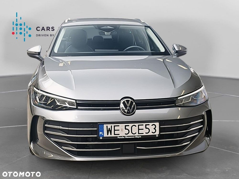 Volkswagen Passat - 5