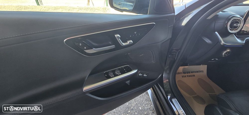 Mercedes-Benz C 300 e AMG Line - 20
