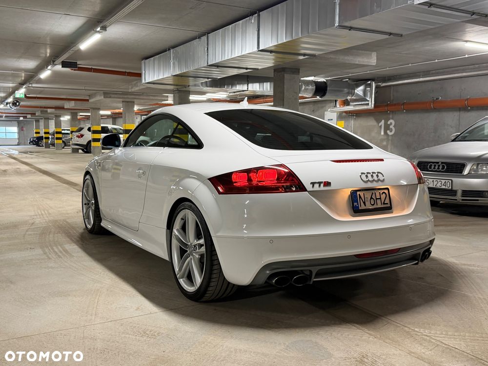 Audi TT S Coupé - 5