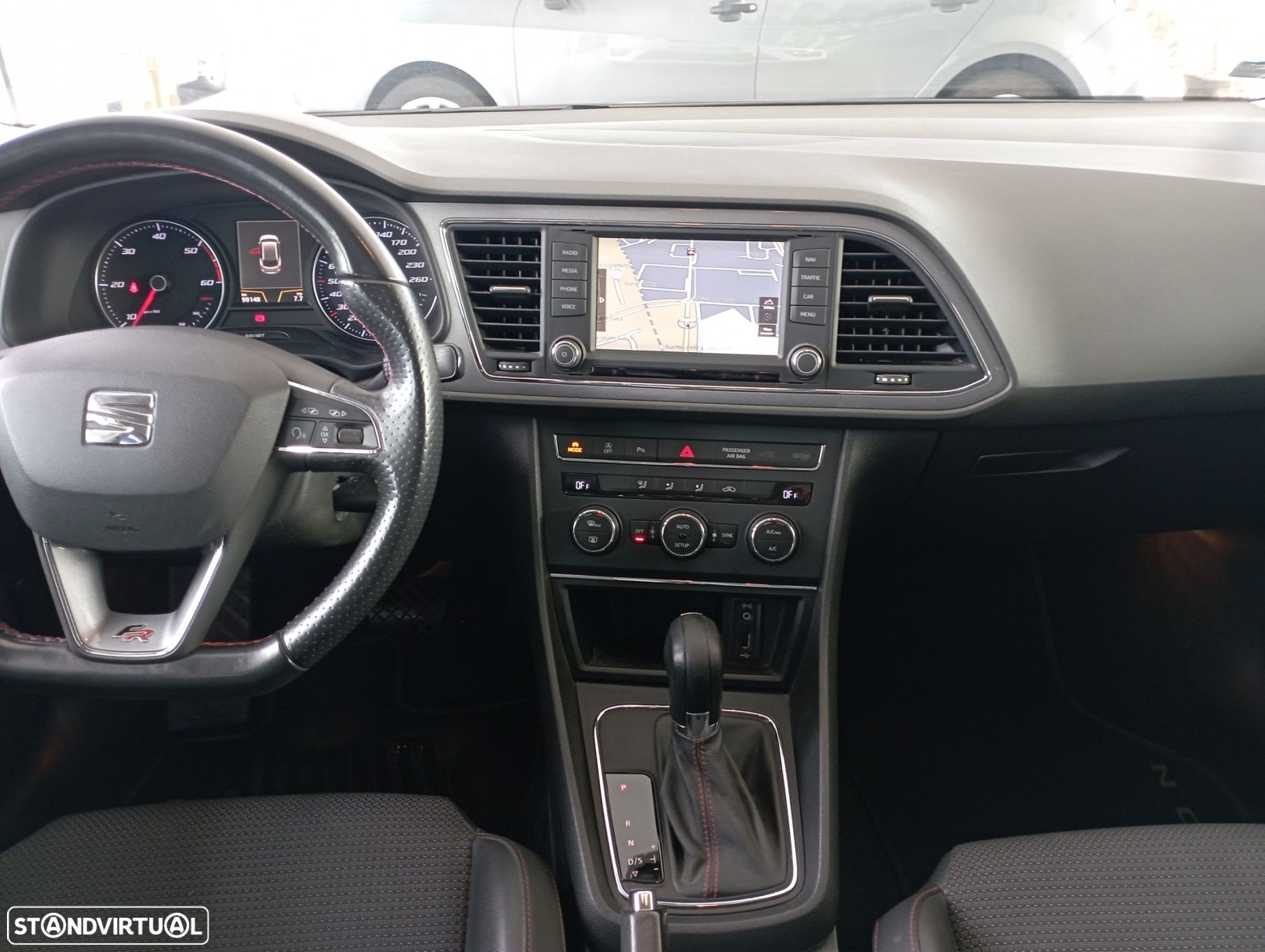 SEAT Leon ST 2.0 TDI FR DSG S/S - 9