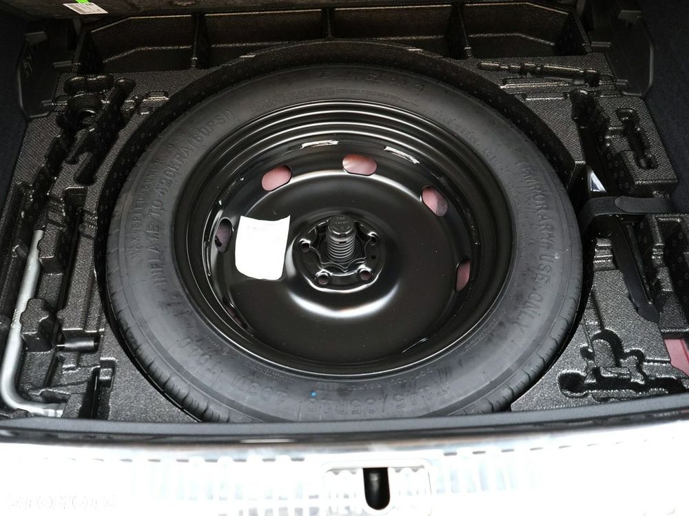 Audi Q3 Sportback - 12
