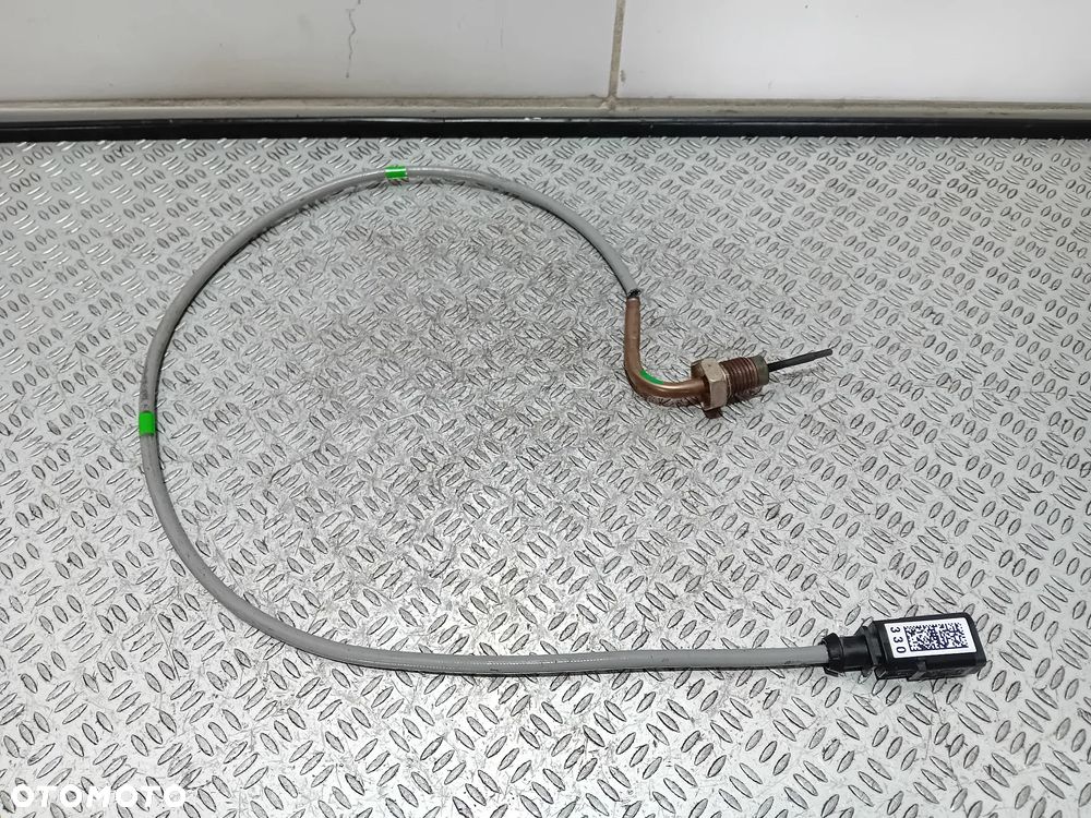 czujnik temperatury spalin VW Tiguan 2019 2.0 TDI 04L906088JH - 1