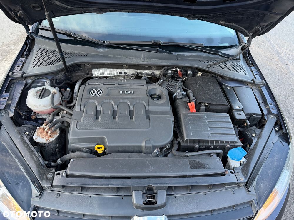 Volkswagen Golf 1.6 TDI BlueMotion Trendline - 14
