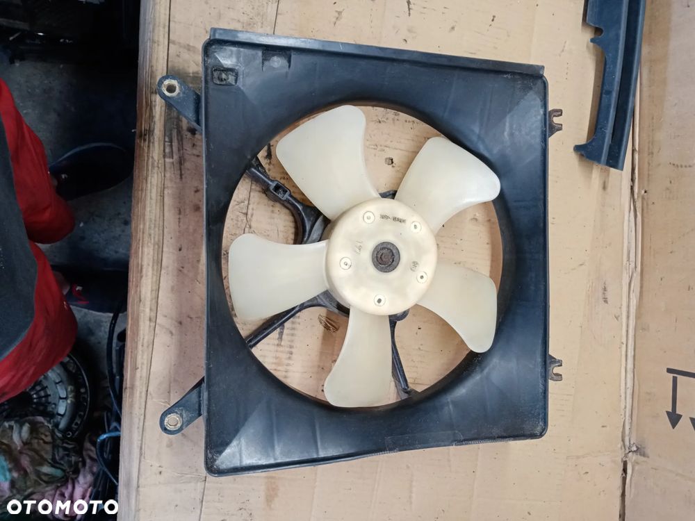 Wentylator chłodnicy wiatrak Suzuki Liana 95561-70H0 - 6