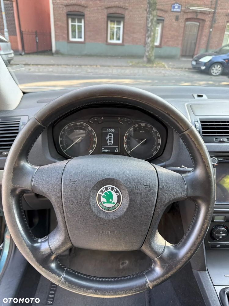 Skoda Octavia - 26