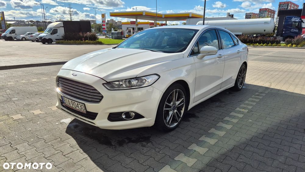 Ford Fusion - 2