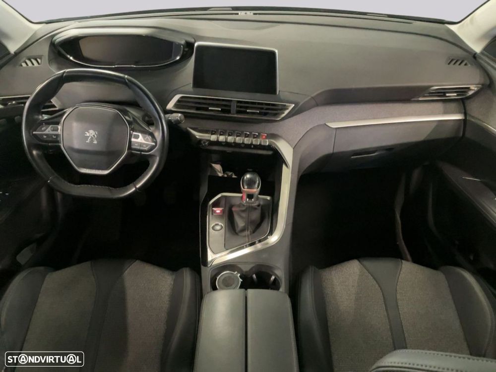 Peugeot 3008 1.2 PureTech Allure - 4