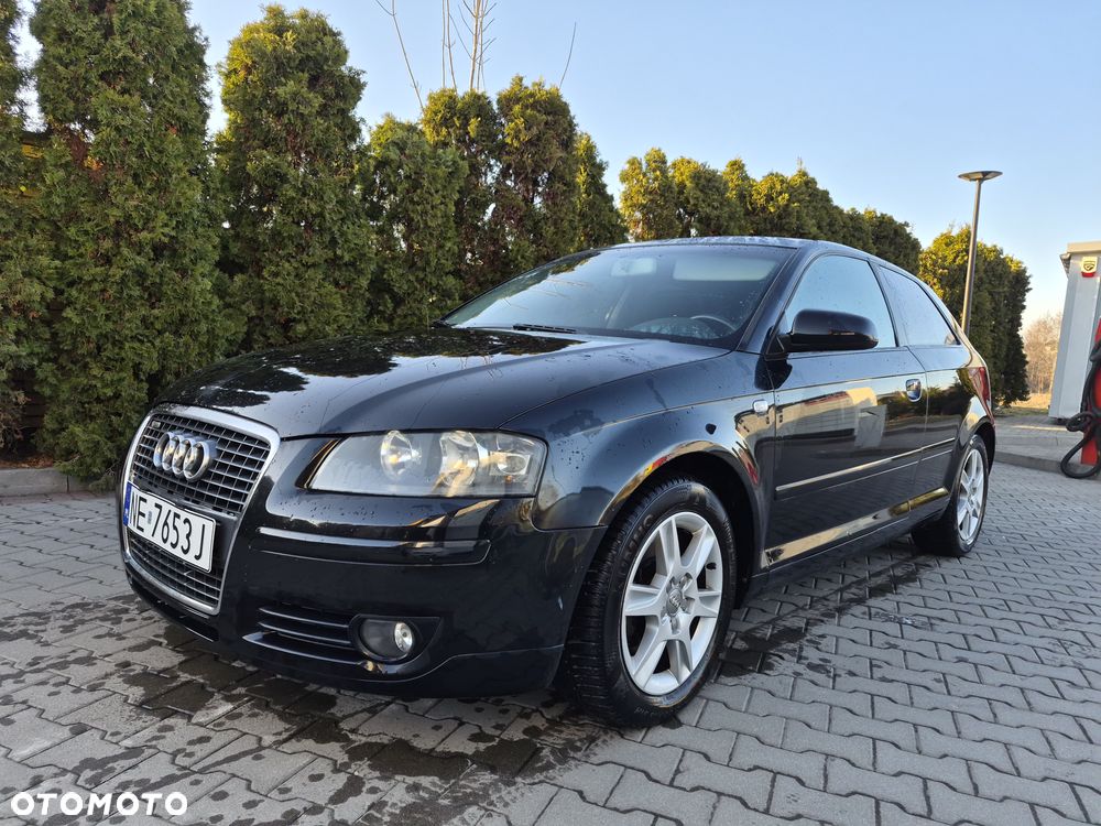 Audi A3 3-drzwiowe 2.0 FSI Ambiente - 16