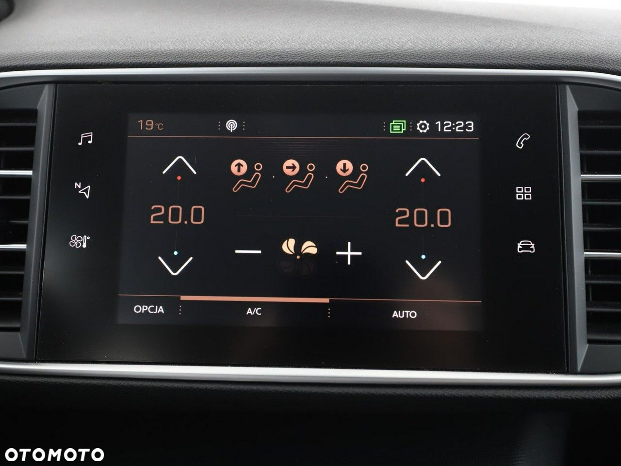 Peugeot 308 1.5 BlueHDi Allure S&S EAT6 - 28