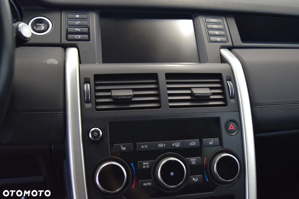 Land Rover Discovery Sport 2.0 D150 HSE - 26