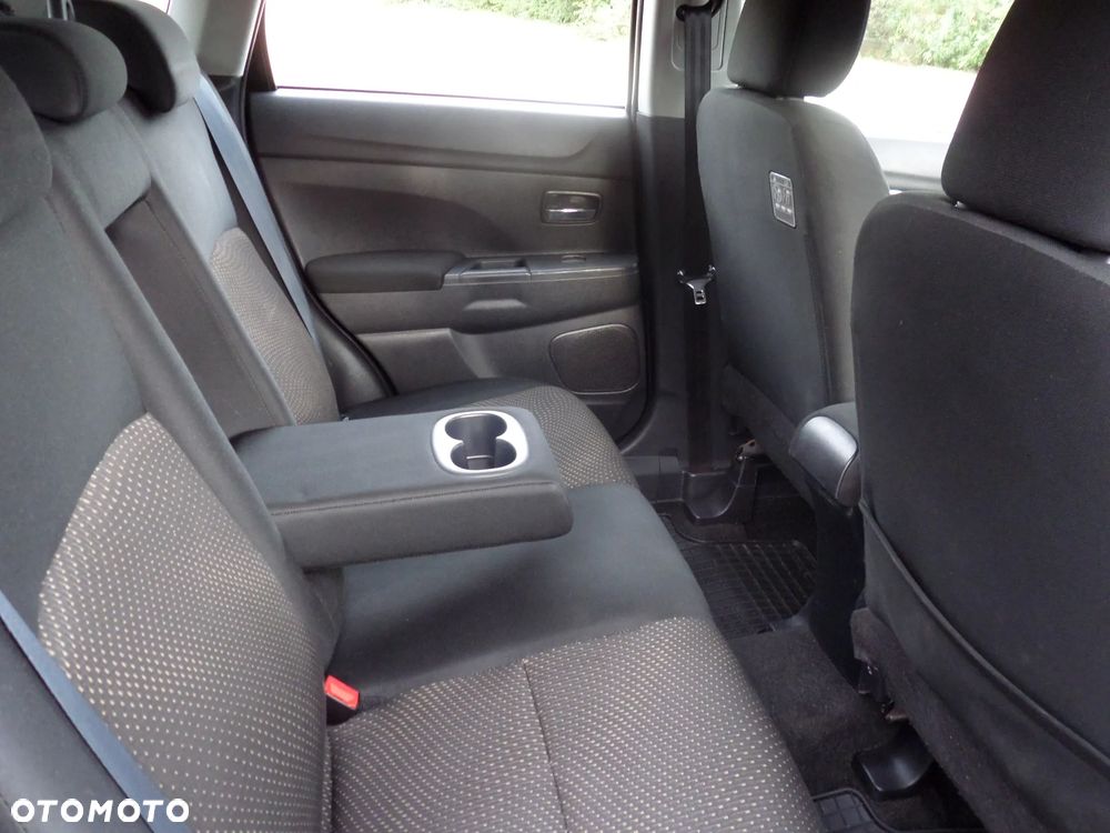Mitsubishi ASX 1.6 Intense - 14