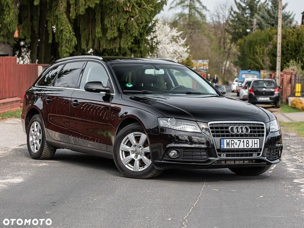 Audi A4 Avant - 9