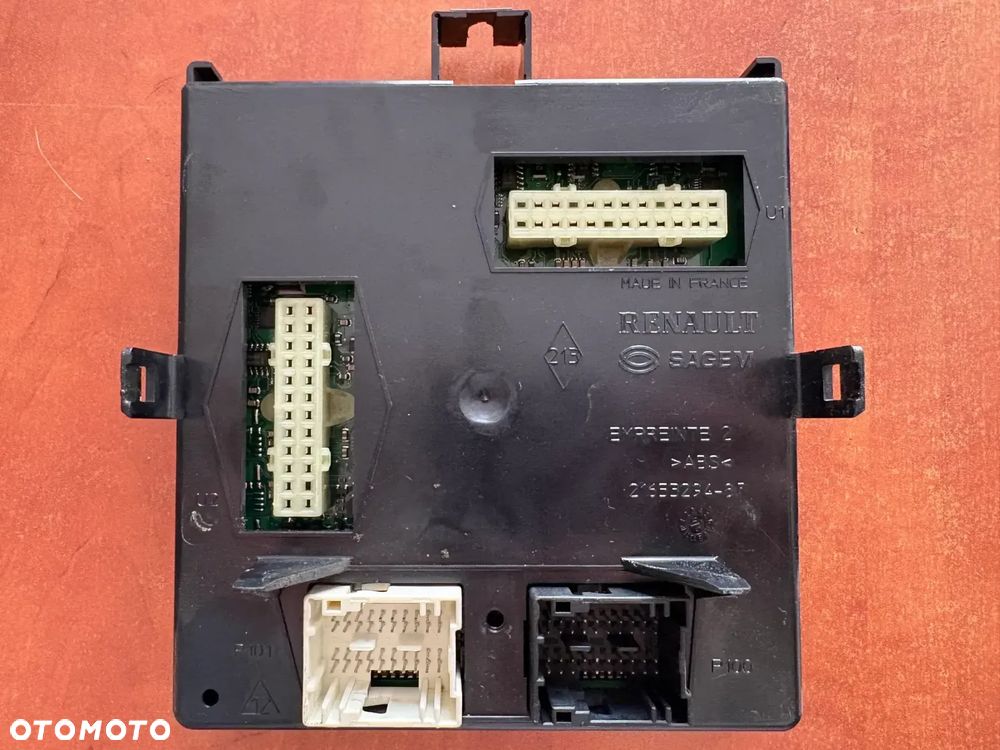 RENAULT LAGUNA II MODUŁ 8200660167 X74 2N3 - 2