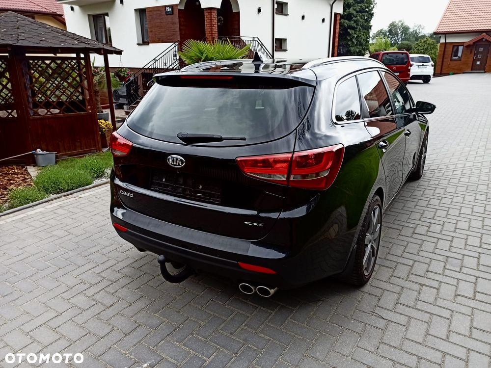 Kia Ceed 1.6 CRDi GT Line - 6