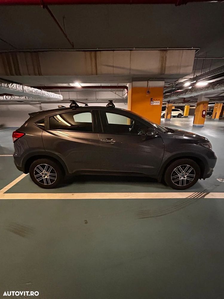 Honda HR-V 1.5 i-VTEC M/T Elegance - 24