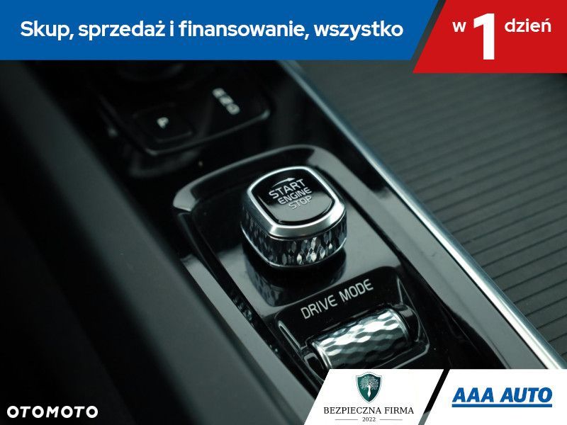 Volvo XC 60 - 18