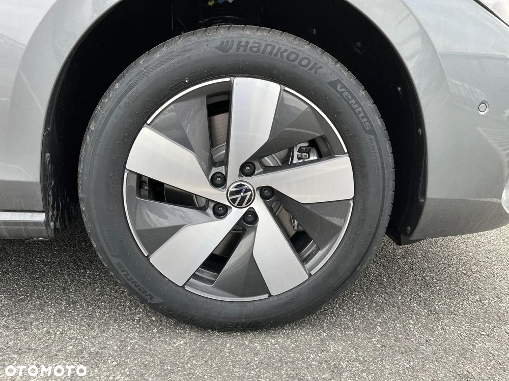 Volkswagen Passat - 23