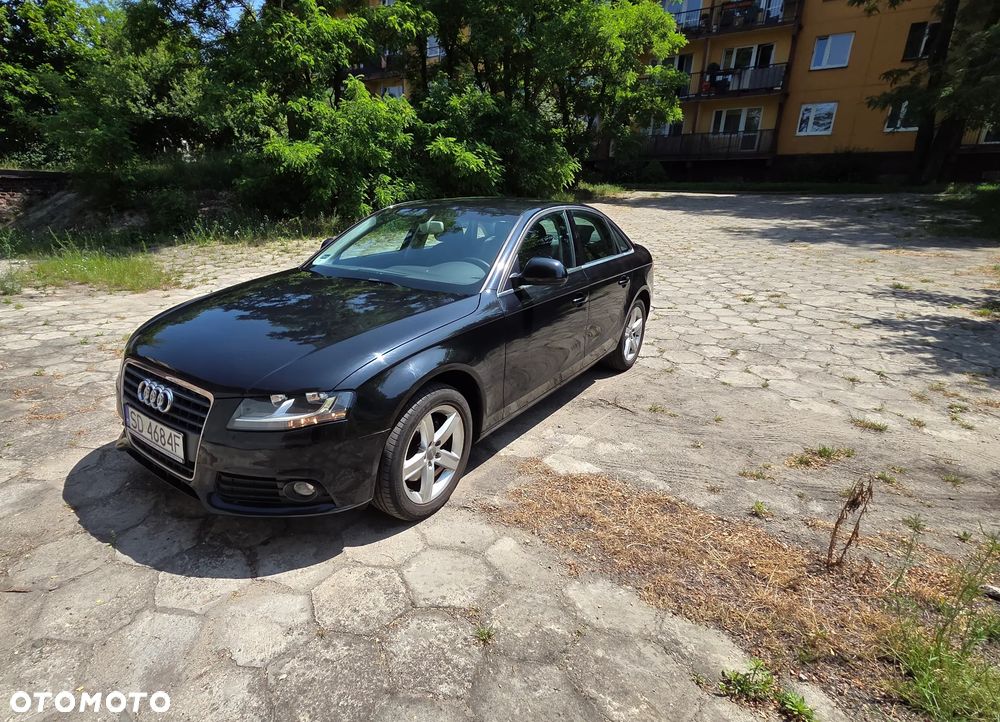 Audi A4 Limousine - 6