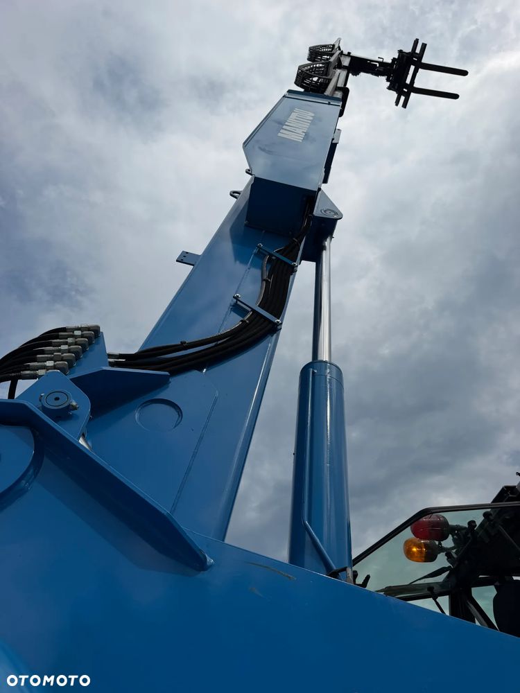 Manitou MRT 1840 Ładowarka Teleskopowa Obrotowa ROTO Dźwig Zwyżka 18 metrów wysuw. 4 tony Udźwig! Maszyna nie różni się od Nowej z Salonu! 2022rok, 1600 mtg.  Pilot zdalnego sterowania! Widły.  Aktualna DEKRA 2027 rok. skręt 4 koła KRAB. Auto-poziomowanie! małe gabaryty maszyny. Mała waga a potężny zasięg i udzwig! Pełna Dokumentacja do maszyny z serwisów CE itd! Maszyna po wszystkich Możliwych serwisach do 2027 roku. Wielka okazja. Ładowarka sprowadzona z Norwegii. Pracowała sporadycznie i lekko w urzędzie miejskim! Zerowe zużycie! - 33