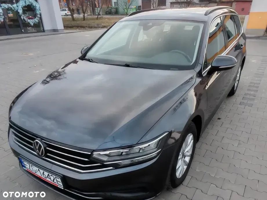 Volkswagen Passat 2.0 TDI SCR Comfortline - 5
