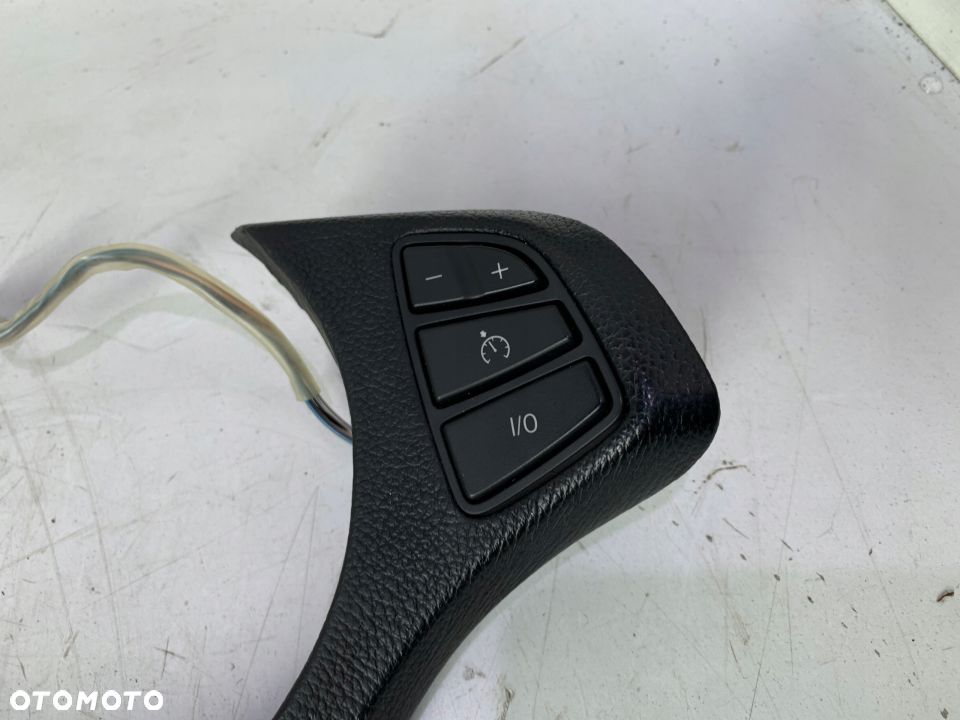 PRZYCISKI KIEROWNICY MULTIFUNKCJA BLENDA BMW E83 - 3