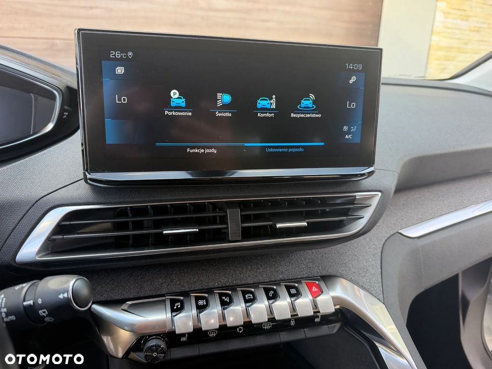 Peugeot 3008 1.2 PureTech GPF Allure S&S - 13