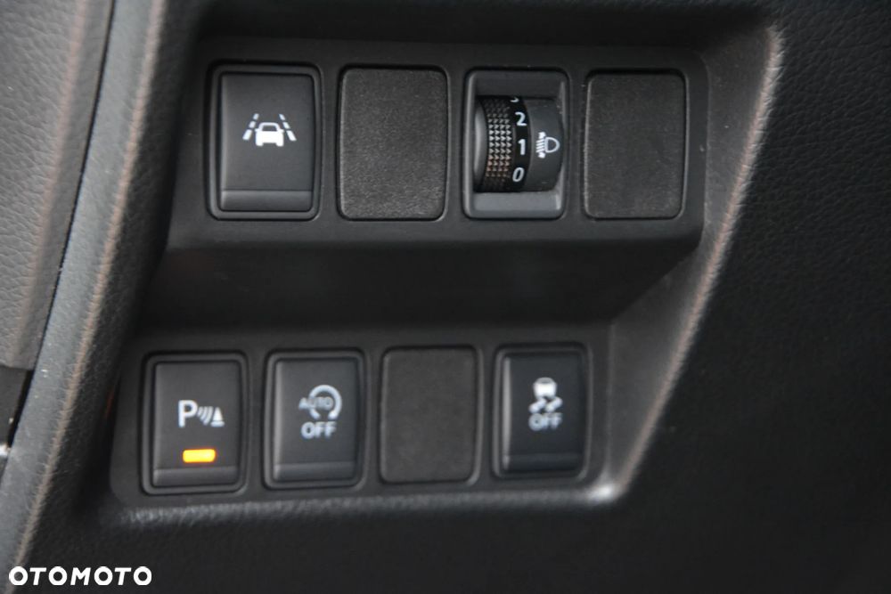 Nissan Qashqai 1.5 dCi DPF acenta - 26