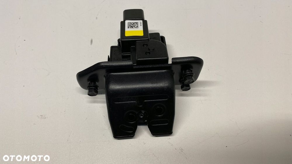 KIA CEED III LIFT HB ZAMEK KLAPY BAGAŻNIKA TYŁ POKRYWY 21-24 - 2