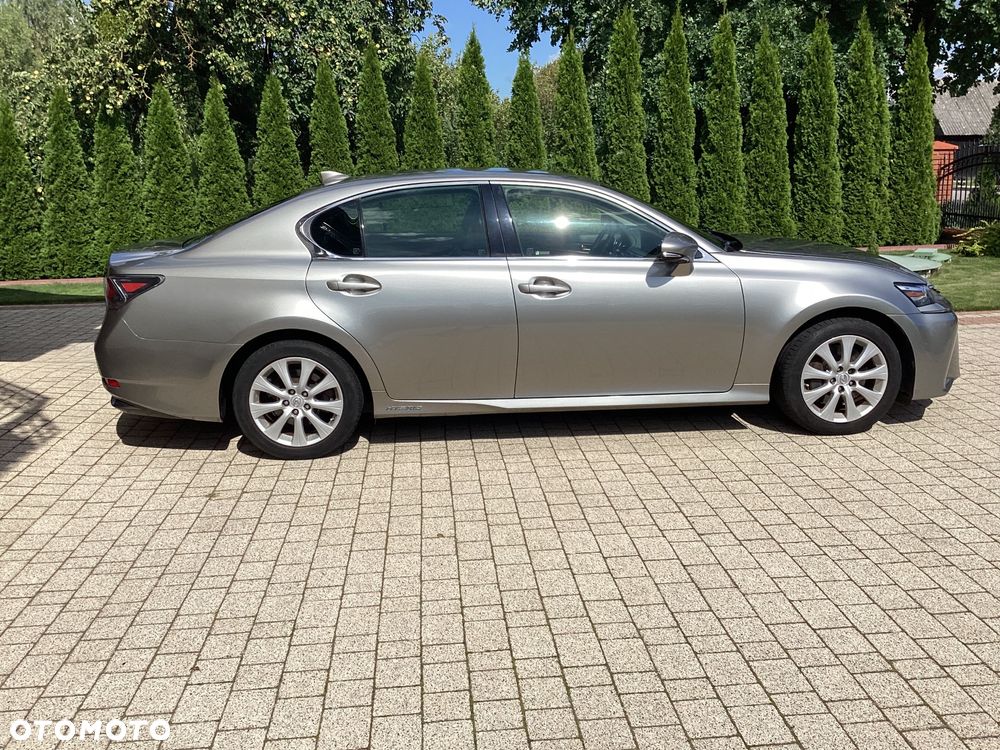 Lexus GS - 4
