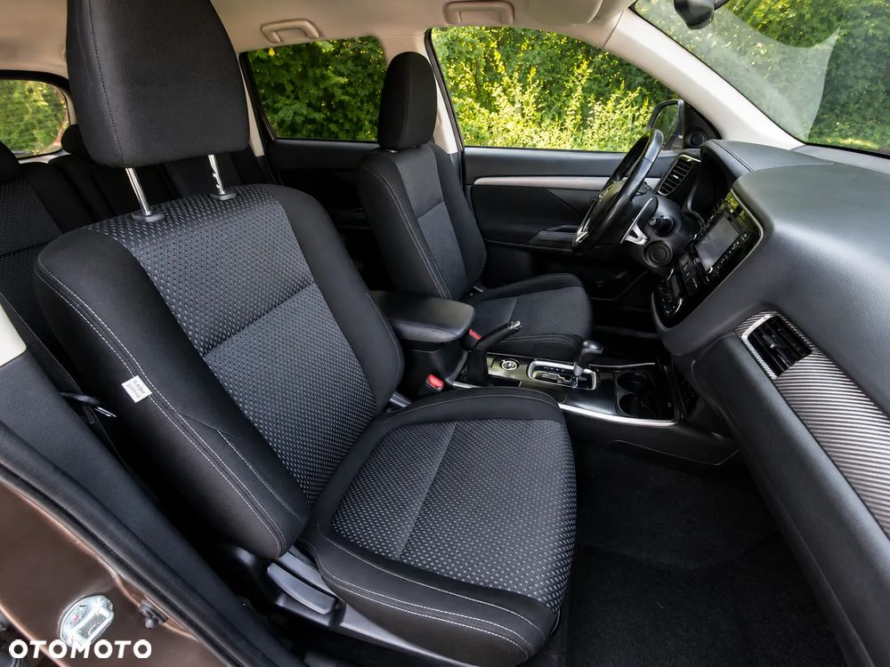 Mitsubishi Outlander 2.0 Intense 4WD CVT - 10