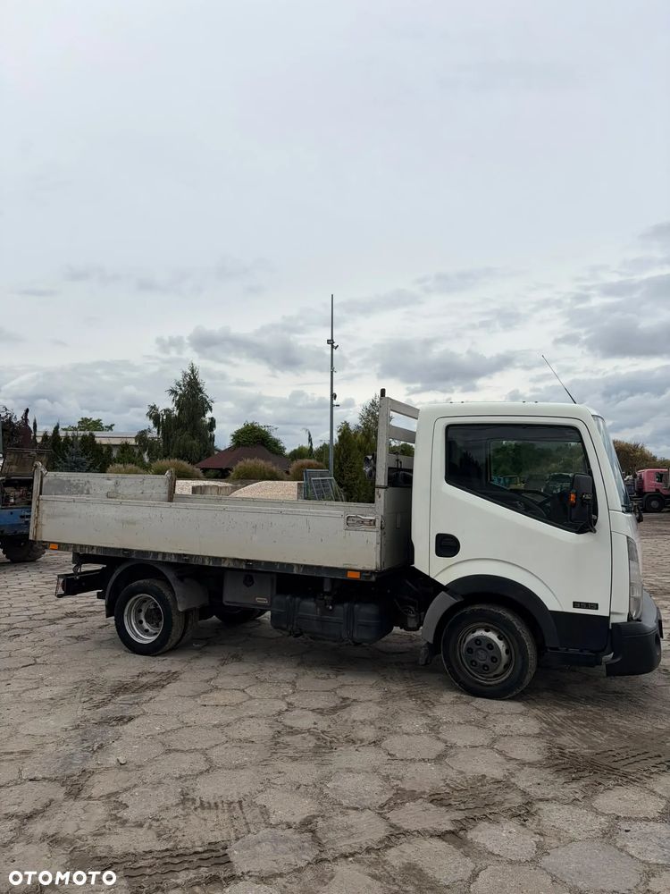 Nissan NT 400 CABSTAR dostawczy wywrotka ciężarowy DMC 3,5 tony - 3