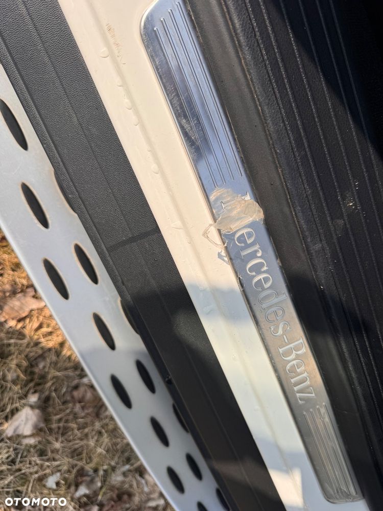 Mercedes-Benz GLS 400 4Matic 9G-TRONIC AMG Line - 32