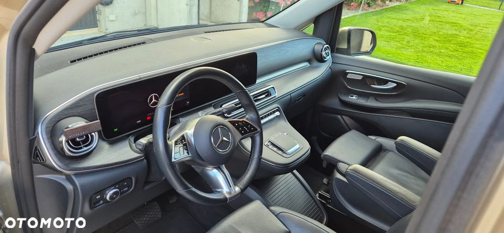 Mercedes-Benz Klasa V 300 d 9G-Tronic Avantgarde (długi) - 24