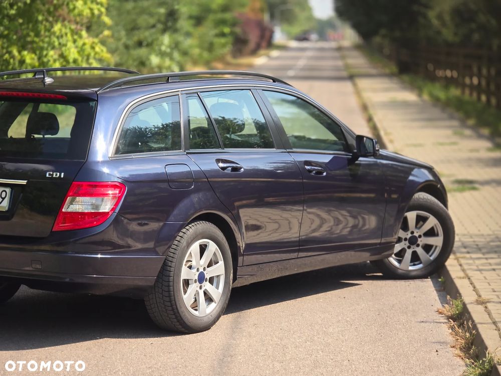 Mercedes-Benz Klasa C 200 CDI Elegance - 39