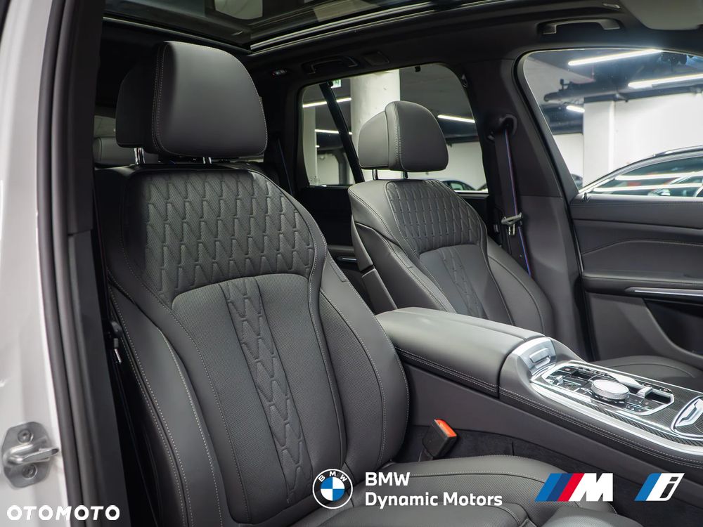BMW X5 xDrive40i - 27