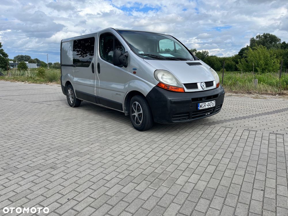 Renault Trafic - 1