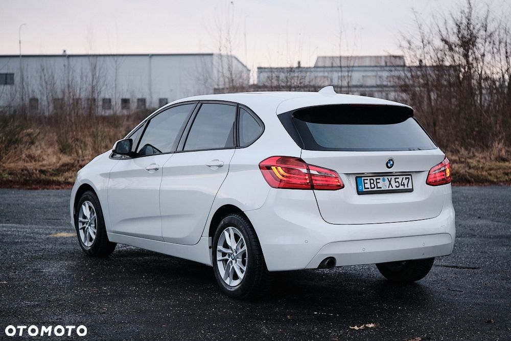 BMW Seria 2 218i - 21