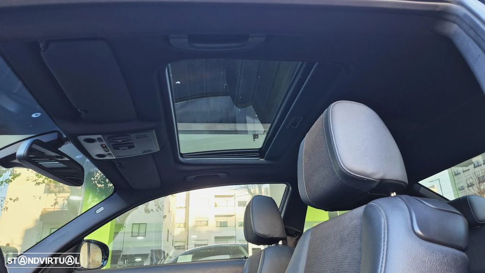 BMW 120 d Coupe Aut. Limited Edition Lifestyle c/ M Sport Pack - 16