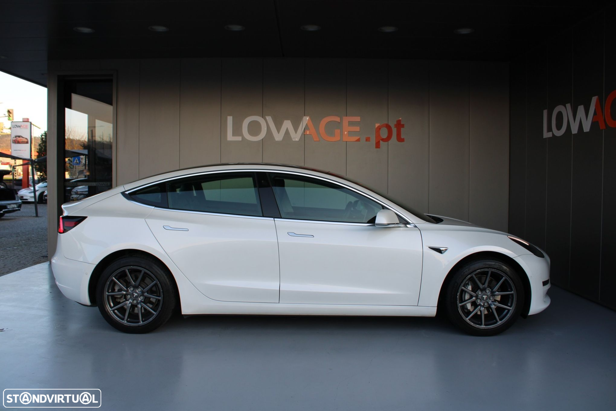 Tesla Model 3 Long-Range Dual Motor AWD - 15