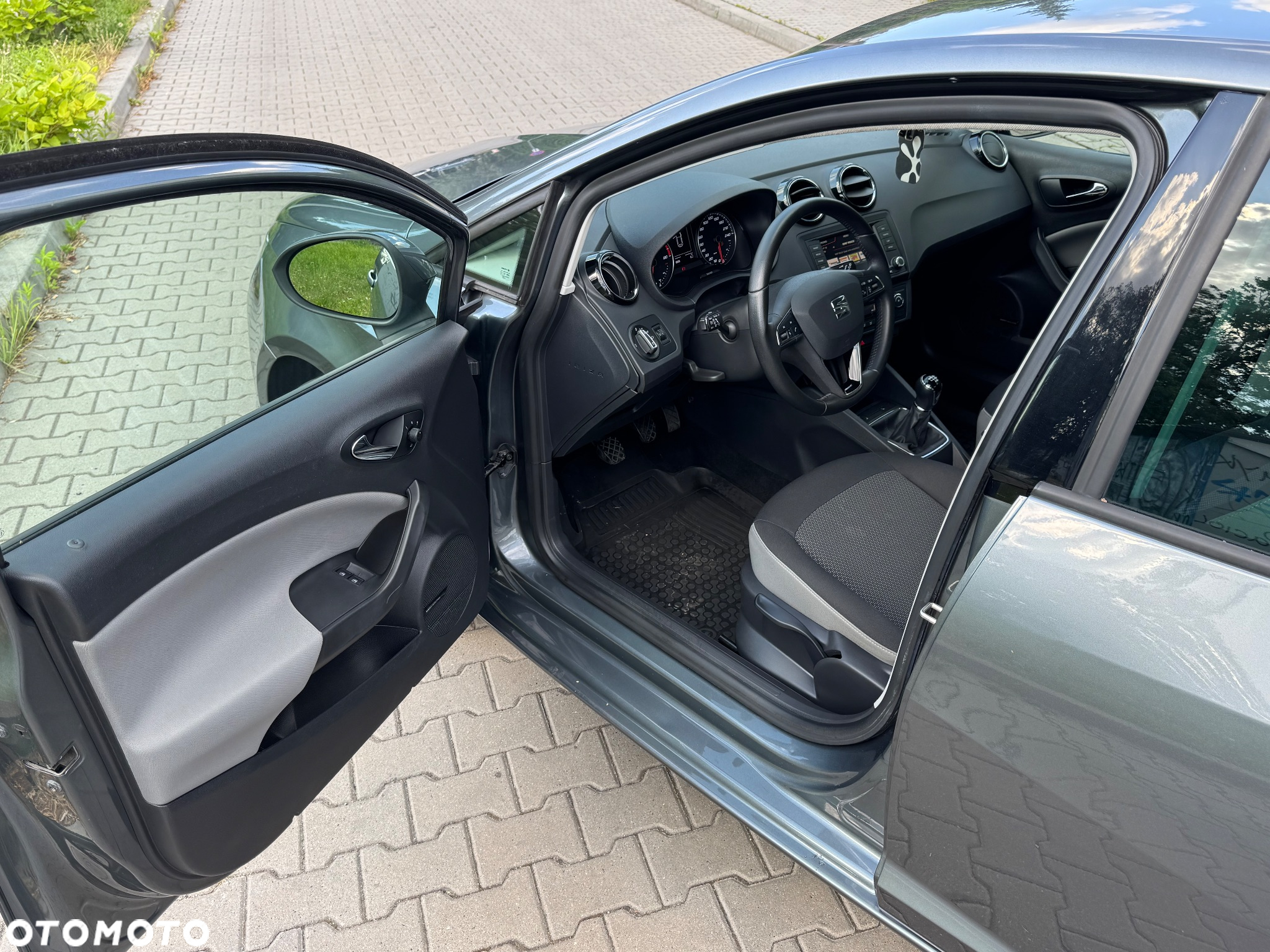 Seat Ibiza 1.2 TSI CONNECT - 7