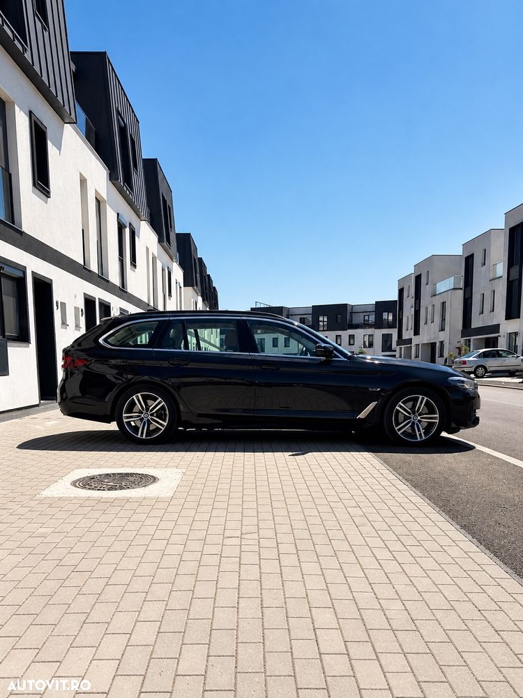 BMW Seria 5 530e xDrive Aut. - 2